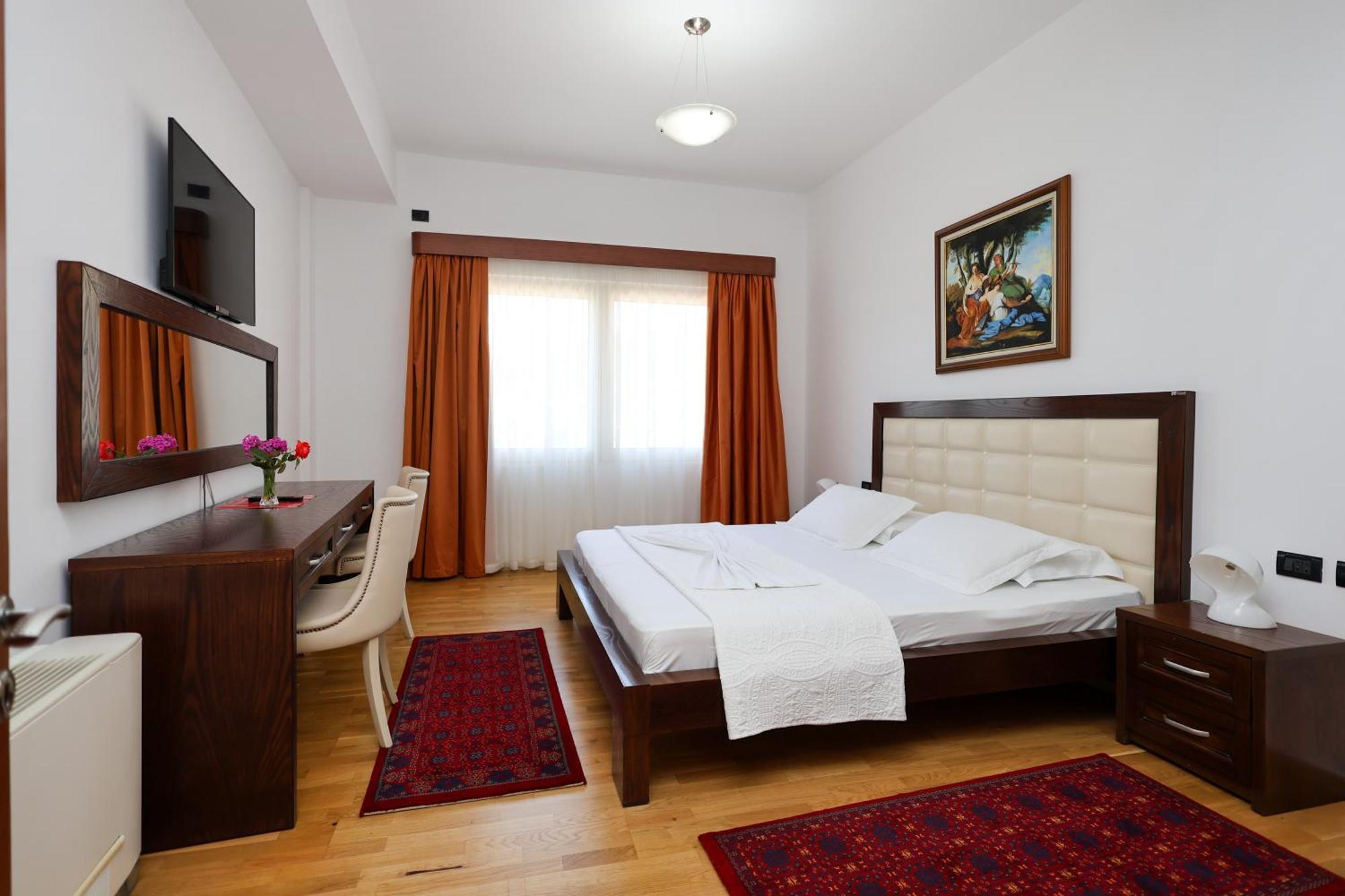 Hotel Kanione Cerenisht Eksteriør billede
